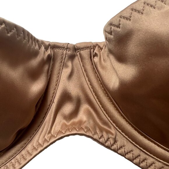 SKIMS Woven Shine Underwire Bra 42D Pink Sand - Picture 4 of 10